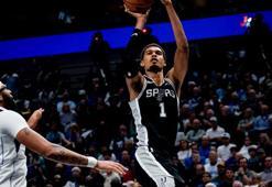 San Antonio Spurs sezona farklı galibiyetle başladı
