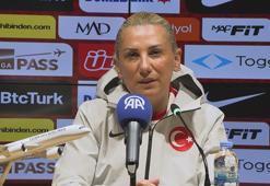 Necla Güngör Kıragası: Türk kadınının neler yapabildiğini göstermek istiyoruz
