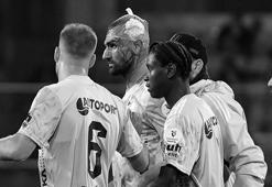 Korkutan anlar! Serdar Dursun kanlar içinde yerde kaldı