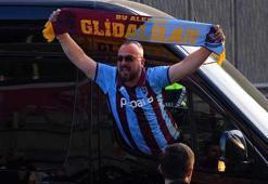 Trabzonspor taraftarları Galatasaray maçı için RAMS Park'a geldi