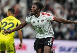El Bilal Toure golünü attı derbi tarihine geçti! Malili yıldız fotoğraf çektirdi....