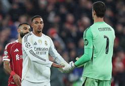 Courtois: 'Liverpool taraftarları Trent'i affetmeli'