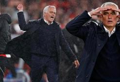 Jose Mourinho, Şampiyonlar Ligi'nde hayatının şokunu yaşadı! Benfica tanınmayacak halde...