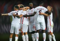 Dünya lider Samsunspor'u konuşuyor: Hamrun Spartans boyun eğdi