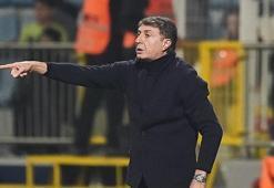 Şota Arveladze: İkinci yarıda 5 dakikada maçı kaybettik