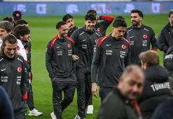 A Milli Futbol Takımı, Atatürk Spor Kompleksi Matlı Stadı'nda yürüyüş yaptı