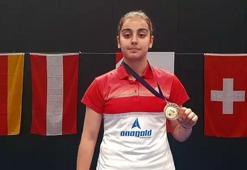 Milli badmintoncu Aleyna Korkut Avrupa şampiyonu oldu