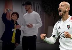 Vaclav Cerny'nin hareketi gündem oldu: Fenerbahçe armasını eliyle kapattı