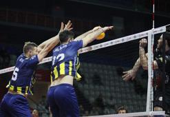 Fenerbahçe evinde İstanbul Gençlik'e mağlup oldu