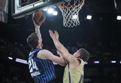 Anadolu Efes - Barcelona maç sonucu 74-73