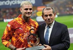 Galatasaray'da 100. maçına çıkan Mauro Icardi'ye plaket verildi