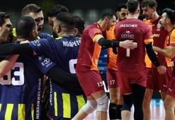 Derbi galibiyeti sonrası Galatasaray HDI'dan, Fenerbahçe Medicana'ya gönderme