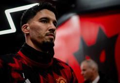 Milli kaleci Altay Bayındır İstanbul devinin radarına girdi