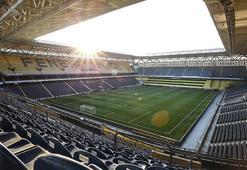 Fenerbahçe - Galatasaray derbisinin bilet fiyatları belli oldu! Büyük talep var...