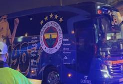 Fenerbahçe ve Galatasaray kafilelerinin stada giriş yaptı