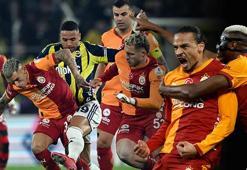 Fenerbahçe Galatasaray Maçı Canlı Anlatım - FB GS Derbisi Önemli Pozisyonlar, Maç Skoru ve İstatistikleri