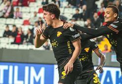 Göztepe'de Taha Altıkardeş sevinci