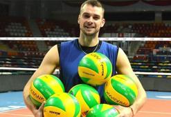 Ziraat Bankkart'a Hollandalı smaçör! Dick Kooy'u renklerine bağladı