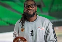 Kenneth Faried 36 yaşında EuroLeague'e damga vurdu, kasım ayının MVP'si seçildi