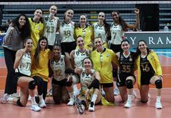 VakıfBank Sultanlar Ligi'nde kazanmaya devam ediyor