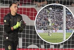 Muslera kalesinde devleşti! Galibiyeti getiren kurtarış