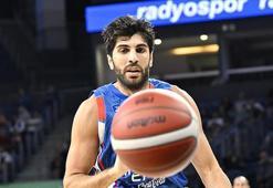 Anadolu Efes'e Burak Can Yıldızlı'dan kötü haber