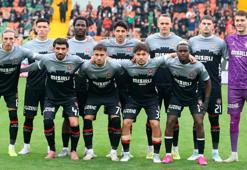 Teknik ekip görevi bıraktı! Süper Lig ekibi resmen açıkladı