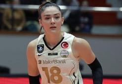 Son şampiyon VakıfBank ligde ilk yarıyı yenilgisiz lider tamamladı