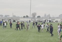 Süper Amatör Lig maçında çıkan kavga cep telefonuyla kaydedildi