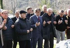 Özkan Sümer, vefatının 5. yılında mezarı başında anıldı