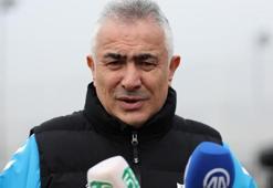 Sivasspor Teknik Direktörü Mehmet Altıparmak: Yeri dolmayacak oyuncu yok