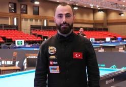 Türkiye 3 Bant Bilardo Şampiyonası'nda kazanan Berkay Karakurt