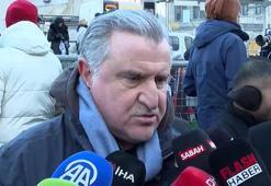 Gençlik ve Spor Bakanı Bak, Galata Köprüsü’nde düzenlenen yürüyüşe katıldı