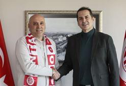 Süper Lig'e geri döndü! Antalyaspor'un yeni teknik direktörü belli oldu