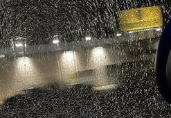 Taraftarlar kötü gidişat sonrası Valencia takım otobüsünü taşladı