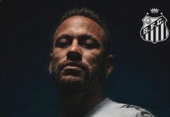Neymar, Santos ile sözleşmesini uzattı