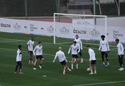 Beşiktaş, Antalya’daki kampında hazırlıklarına devam etti