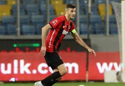 Gençlerbirliği’nde sürpriz ayrılık; kaptan Sinan Osmanoğlu için veda mesajı