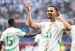 Afrika Uluslar Kupası'nda Senegal Mali'yi eleyerek yarı finale çıktı!