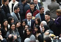 Gençlik ve Spor Bakanlığı'ndan genç sanatçılara dev hizmet! Bakan Bak programa katıldı