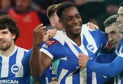 (ÖZET) Ferdi Kadıoğlu FA Cup'ta tur atladı... Manchester United - Brigton maç sonucu 1-2