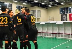 Fethiye'de spor salonu Galatasaray için soyunma odasına çevrildi