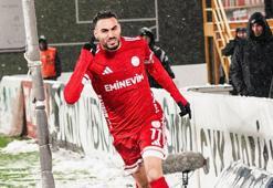 Barış Ekincier'den Serik maçında hat-trick! Ümraniyespor - Serikspor maç sonucu 5-0