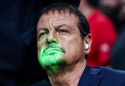 Ergin Ataman oyuncularına patladı! 'Hak etmiyorlar...'