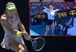 Zeynep Sönmez'i eleyen Yulia Putintseva'dan maç sonunda saygızılık! 'Sizi duyamıyorum'