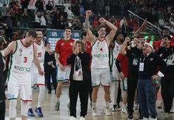 Karşıyaka'da Basketbol Fenerbahçe'yi ağırlıyor