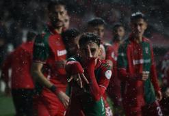 Adem Yeşilyurt attı Karşıyaka sahasında kazandı!