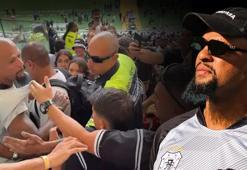 Corinthians taraftarından Felipe Melo'ya saldırı!