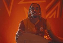 Bağlamayı eline alan Sacha Boey'den Galatasaray sözleri: Yeni gelmedim, geri geldim!