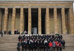 Gençlerbirliği'nden Anıtkabir'e ziyaret